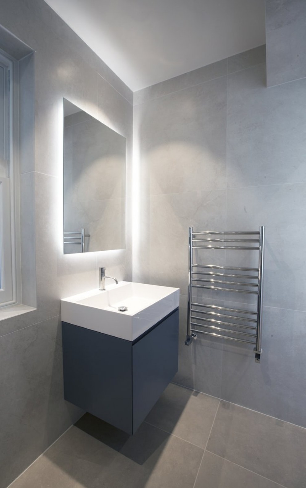 Kensington Apartments | Shower | Interior Designers